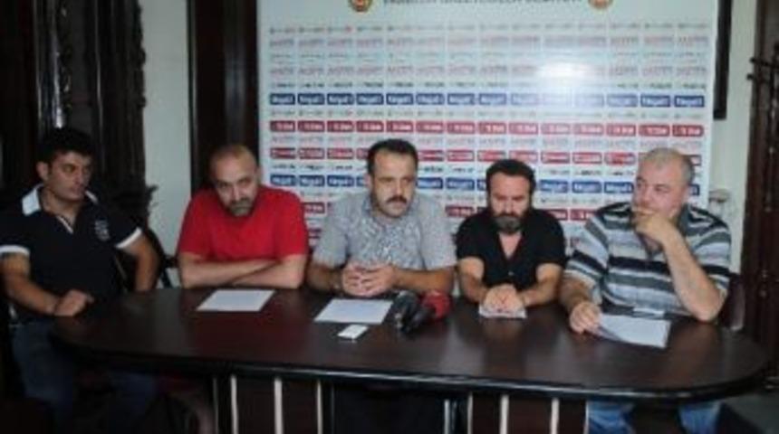 Taraftardan Trabzonspor Yönetimine Eleştiri