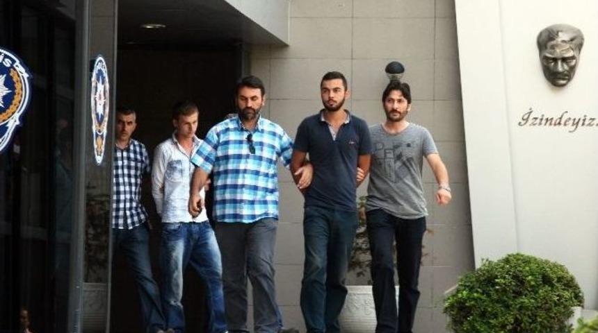 &Uuml;vey Annesini Boğarak &Ouml;ld&uuml;ren Zanlı Adliyeye Sevk Edildi