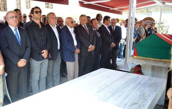 Turgay Ece Son Yolculuğuna Uğurlandı G5