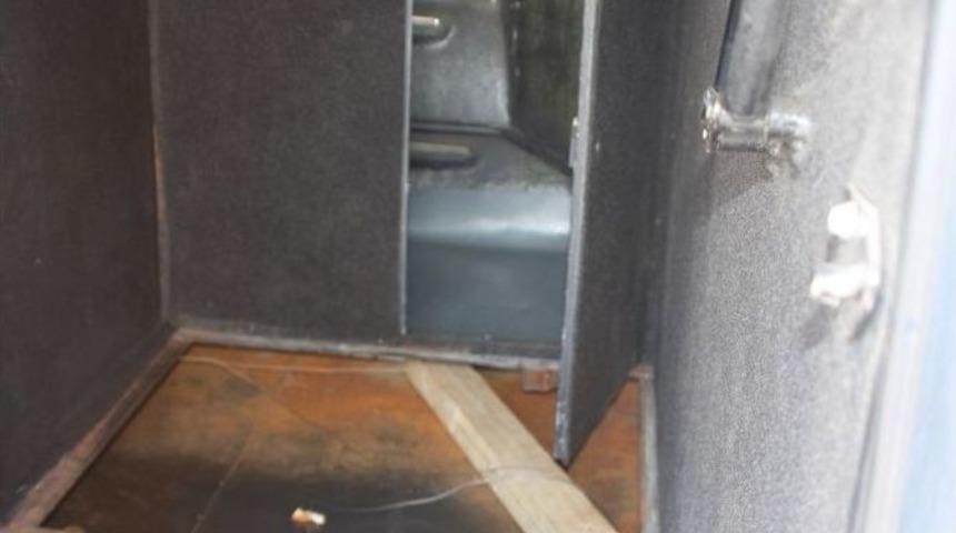 Yolcu Otob&uuml;s&uuml;nde 5 Bin Paket Ka&ccedil;ak Sigara Ele Ge&ccedil;irildi