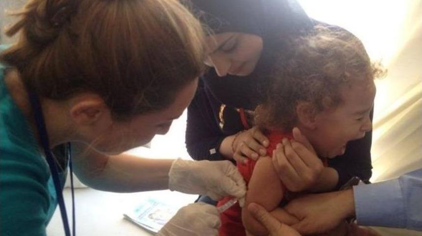 Filistinliler Sağlık Kontrolünden Geçirildi