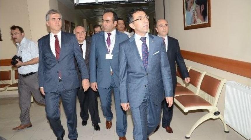 M&uuml;steşar G&uuml;m&uuml;ş, Darende&rsquo;yi Ziyaret Etti