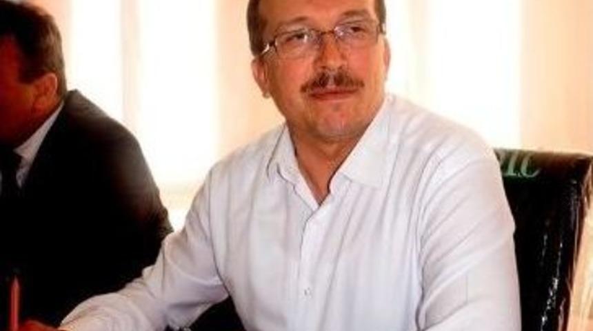 İzmir Dsi 2. B&ouml;lge M&uuml;d&uuml;r&uuml; &Ccedil;elenk: "sularımızı Hoyrat&ccedil;a Kullanmayalım"