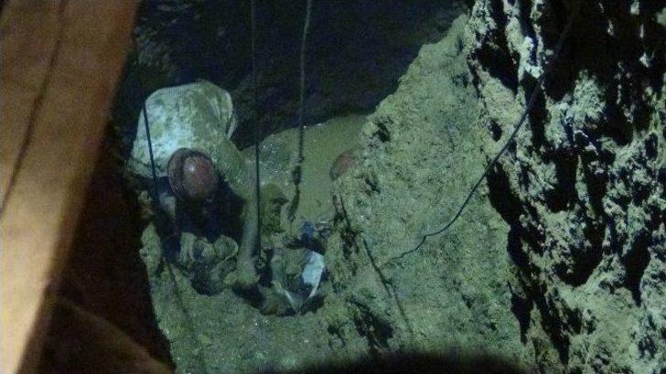 Göçük Altında Kalan Bir Kişi Kurtarıldı G1