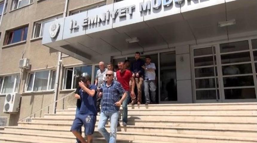 Uşak&rsquo;ta Silahlı Baskın Yapan 11 Kişiden 9&rsquo;u Tutuklandı