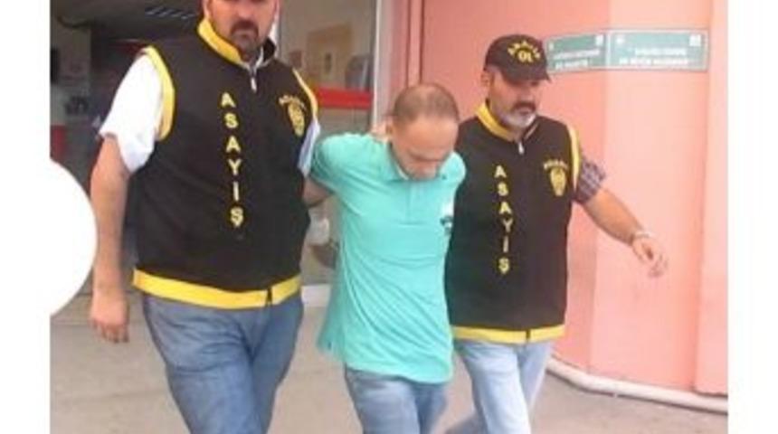 Hırsız Okul M&uuml;d&uuml;r&uuml;n&uuml;n Odasında Yakalandı