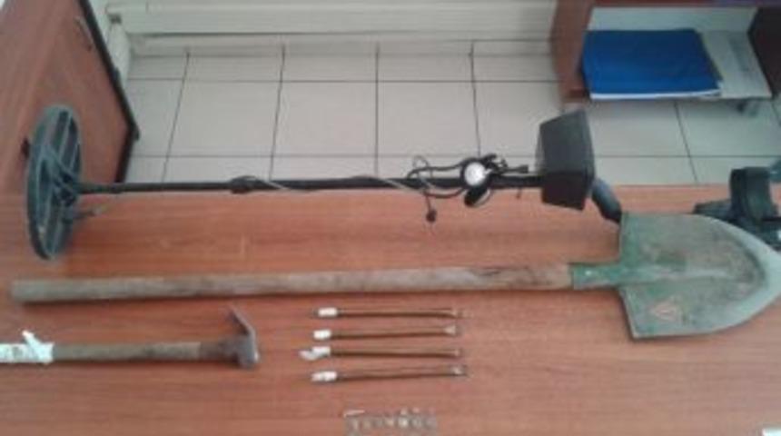 Definecilere Su&ccedil;&uuml;st&uuml;