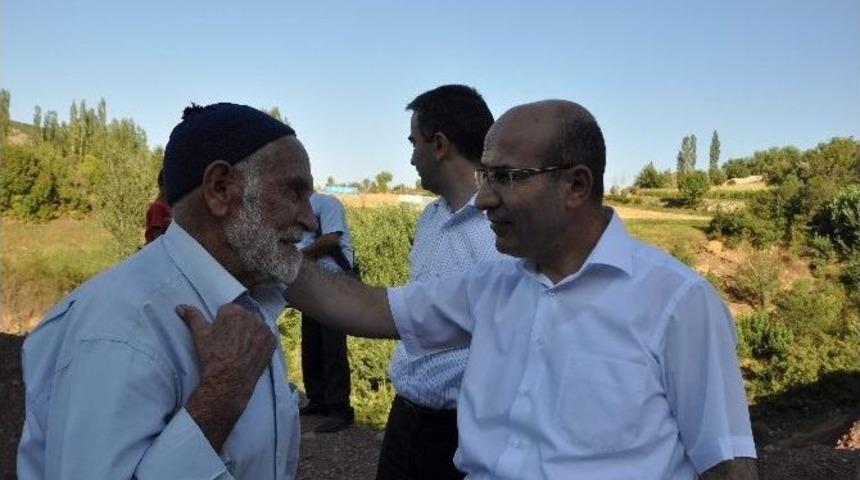 Vali Demirtaş, Sincik&rsquo;te İncelemelerde Bulundu