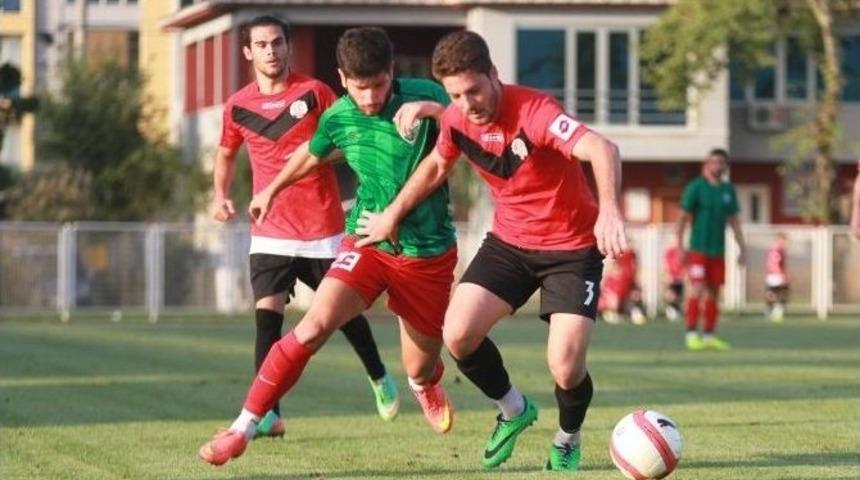 Kocaeli Birlikspor, Karag&uuml;mr&uuml;k&rsquo;&uuml; Ge&ccedil;ti 2-0