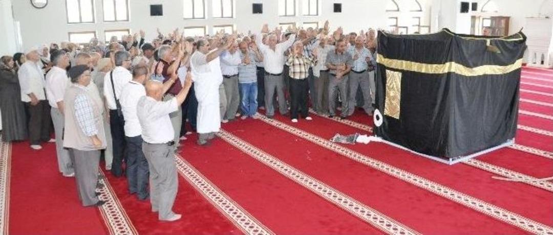 (&ouml;zel Haber) Hacı Adaylarına Uygulamalı Tavaf Eğitimi