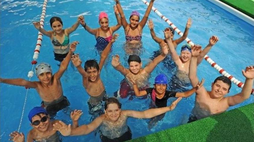 Karşıyakalı &Ccedil;ocuklar Yaz Okulunu &Ccedil;ok Sevdi