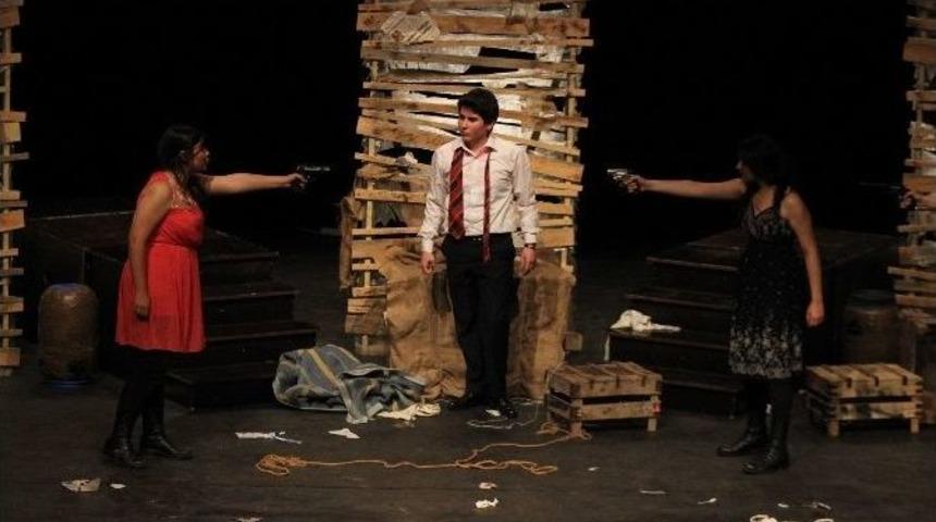 Denizli B&uuml;y&uuml;kşehir Belediyesi Şehir Tiyatrosu&rsquo;nun Gururu