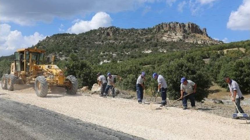 Turistik B&ouml;lge Yazılıkaya Yollarında Onarım &Ccedil;alışması