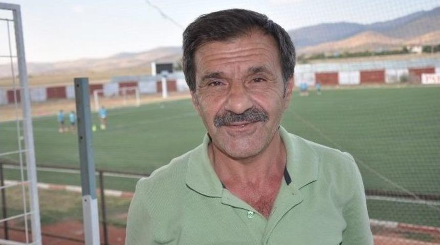 Sandıklı Spor Yeni Sezon Hazırlıklarını G&uuml;nde &Ccedil;ift İdmanla S&uuml;rd&uuml;r&uuml;yor