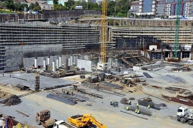 Vodafone Arena’da Çalışmalar Sürüyor