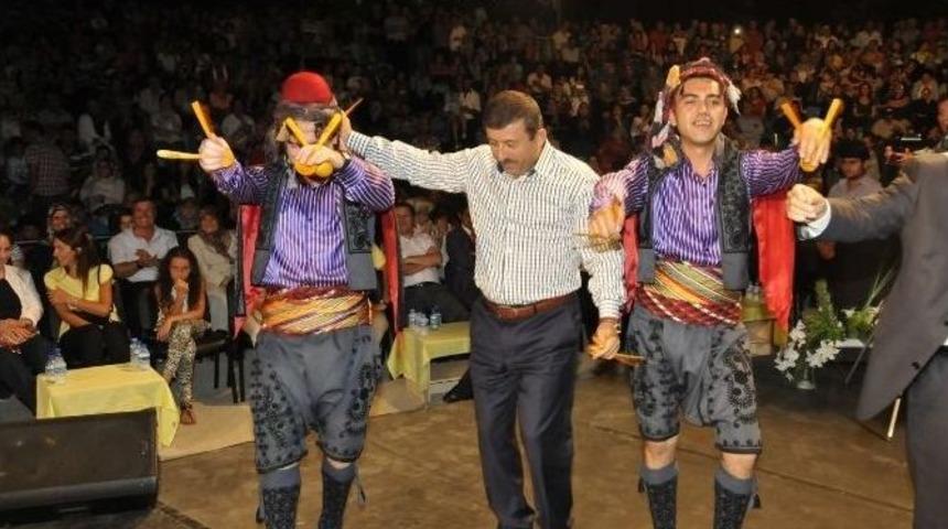 Darıca &lsquo;da Osmanlının Torunları Sahne Aldı