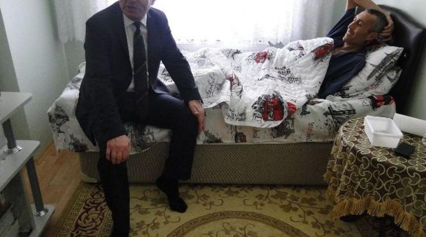 Başkan Şahiner Hasta Personelini Ziyaret Etti