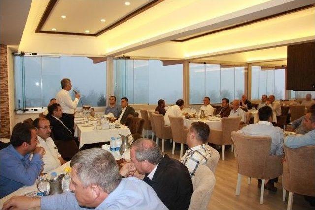 Ak Parti Trabzon İl Başkanlığı Belediye Başkanları Ve İlçe Başkanları Toplantısı