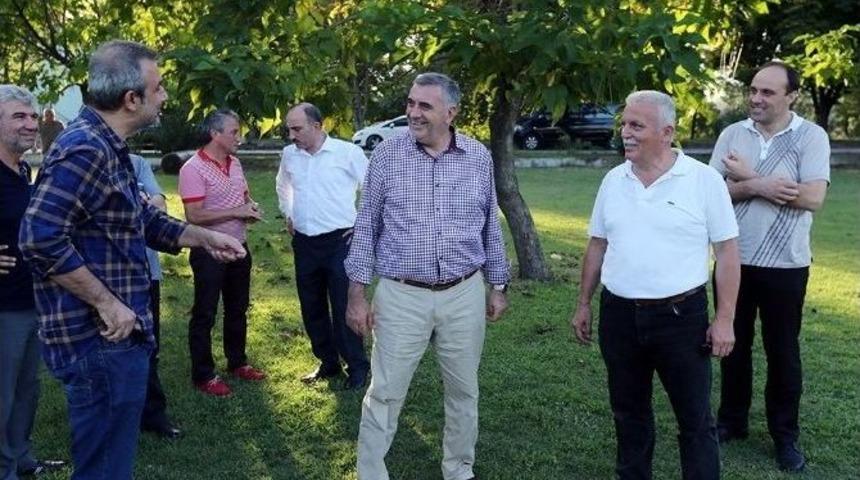 Başkan To&ccedil;oğlu Sakaryaspor İdmanı&rsquo;nda