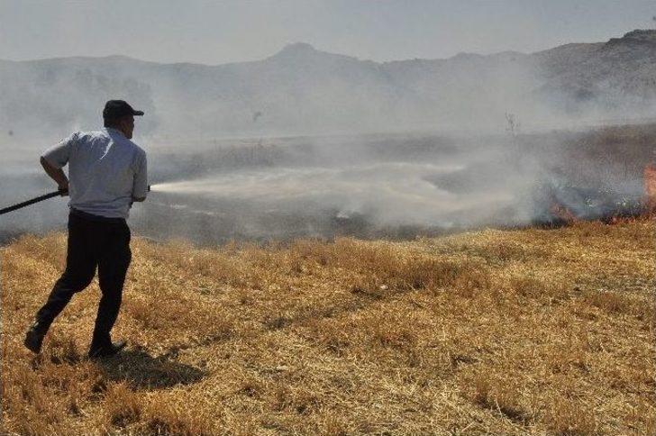 Afyonkarahisar’da Arazi Yangını G3