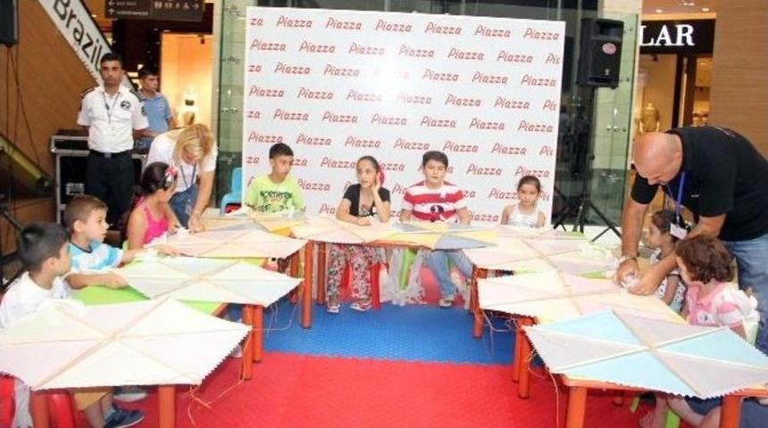 Piazza&rsquo;nın Minik Konukları U&ccedil;urtma Yaptı