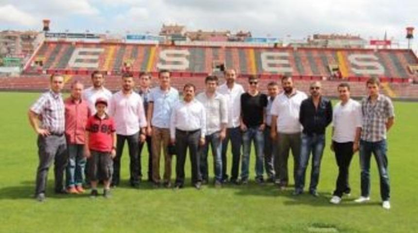 Polis Taraftar Gruplarının Sıkıntılarını Dinledi