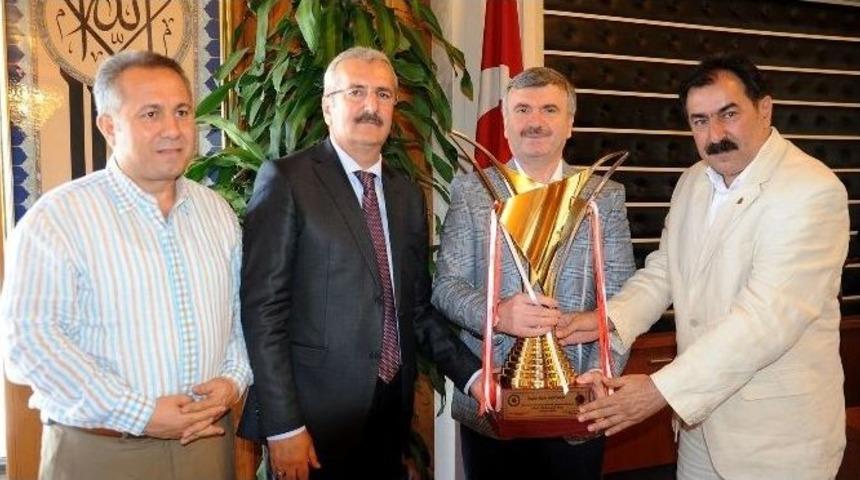 Spor Camiasından Başkan Aky&uuml;rek&rsquo;e Teşekk&uuml;r