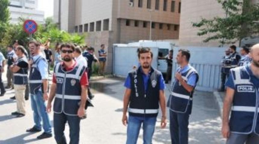 12 Memur Tutuklanma Talebiyle Mahkemeye Sevk Edildi