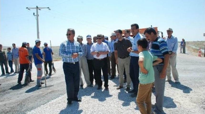 Karatay’da Asfalt Roley Tankıyla Çalışmalar Hızlandı