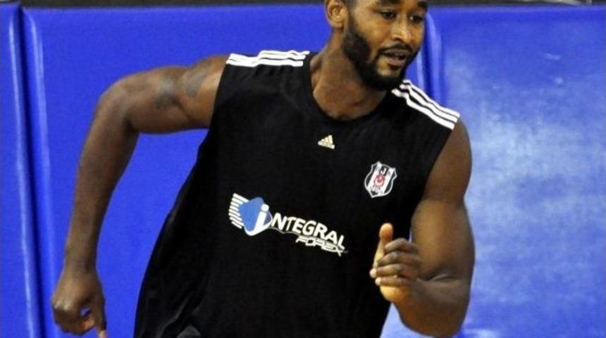 Armstrong: &ldquo;beşiktaş Kendi Se&ccedil;imimdi&rdquo;