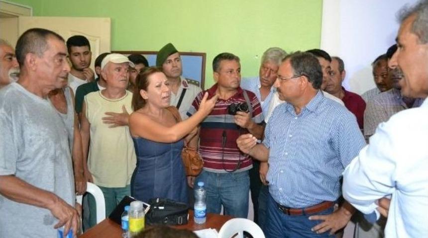 Halk, "halkın Katılımı Toplantısı"nı Protesto Etti