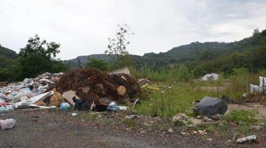 Molozlar &Ccedil;evre Kirliliğine Neden Oluyor
