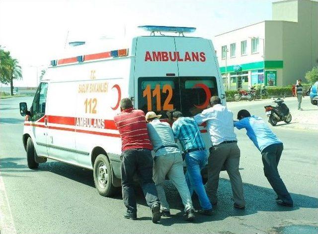 Hasta Taşıyan Ambulansla Otomobil Çarpıştı