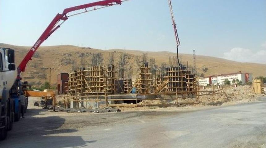 Adilcevaz Toki Camii İnşaatı Hızla Devam Ediyor