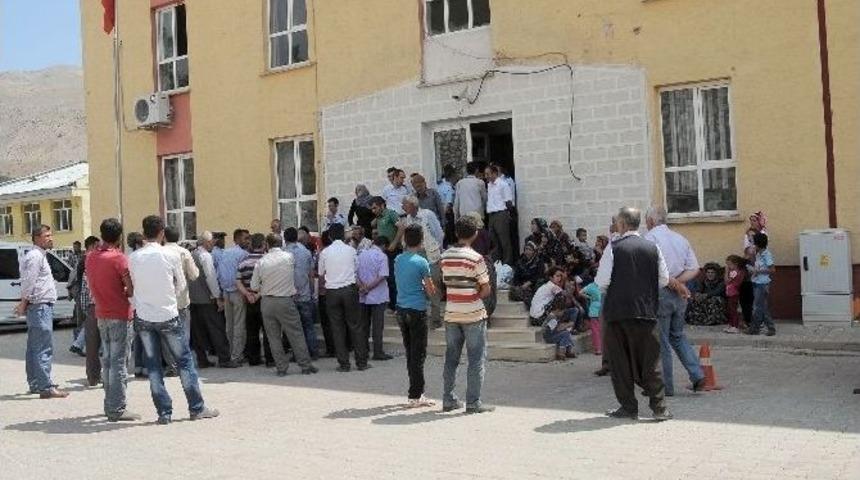 &Ccedil;elikhan İl&ccedil;esinde Su Eylemi