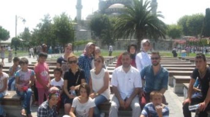 Onun Kimsesi Benim Projesi Kapsamında İmam Hatip Lisesi &Ouml;ğrencileri İstanbul&rsquo;a Gitti