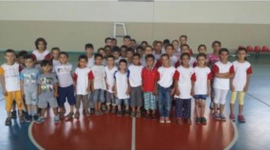 Derikli Gen&ccedil;ler Spor Tesislerine Kavuştu