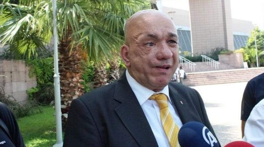 Gazi M&uuml;d&uuml;rden Paralel Yapıya Tepki