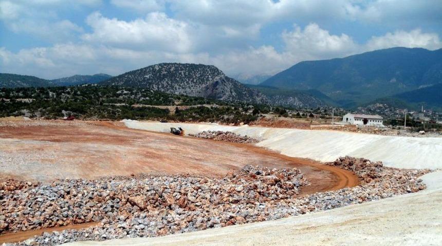 G&uuml;ndoğmuş S&uuml;meni G&ouml;leti'nde Dolgu &Ccedil;alışması