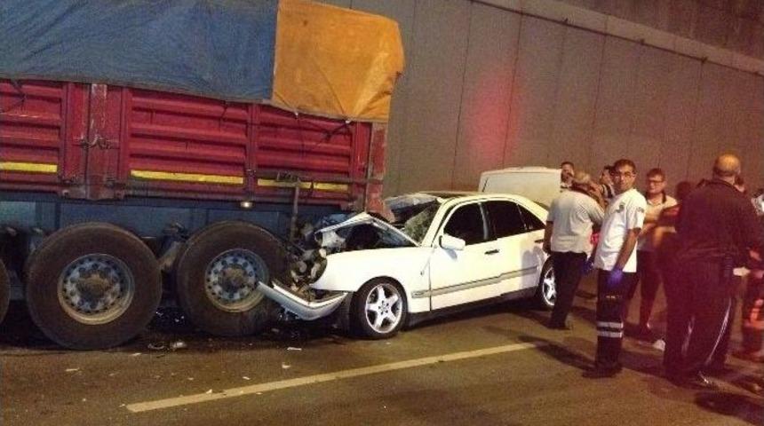 Başkent&rsquo;te Trafik Kazası: 1 &Ouml;l&uuml;, 4 Yaralı