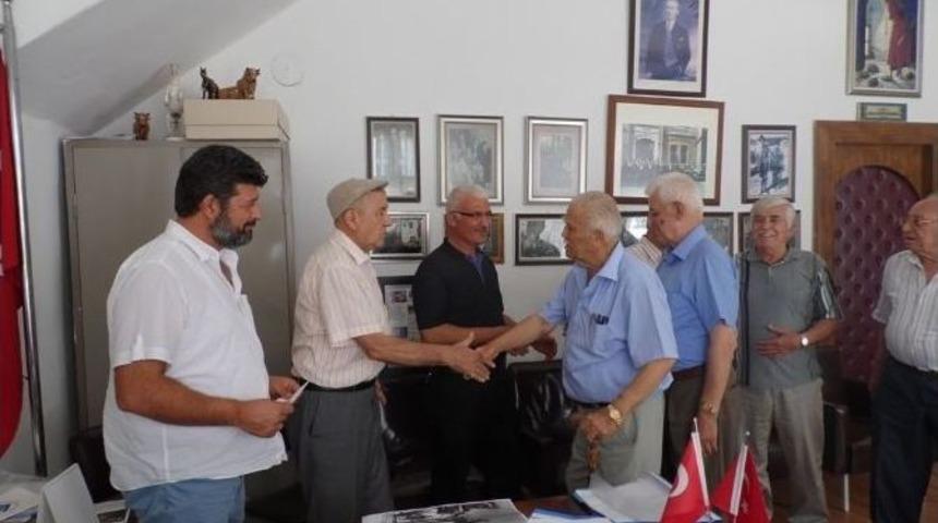 Keksav, Kampus Binası İ&ccedil;in Toplandı