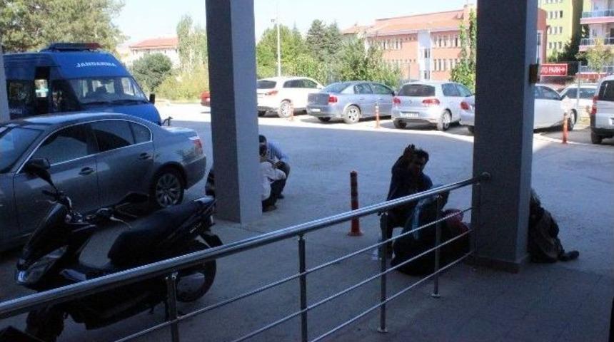 Mevsimlik İş&ccedil;ilik Yapan Aile Kaza Yaptı: 1 &Ouml;l&uuml;