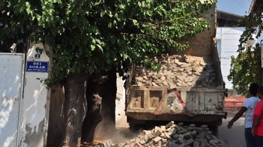 Nazilli&rsquo;de Bozulan Yollar Yenileniyor