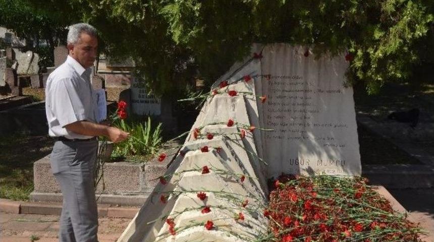 Uğur Mumcu 72. Yaş Gününde Mezarı Başında Anıldı