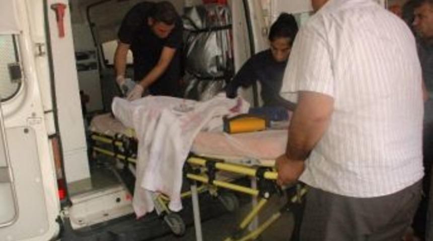 &Uuml;zerine Kaynar S&uuml;t D&ouml;k&uuml;len K&uuml;&ccedil;&uuml;k Kız Ağır Yaralandı