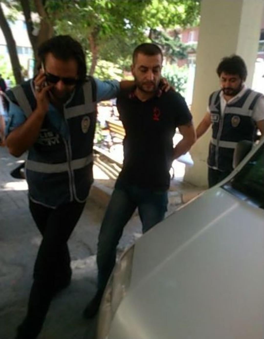 İki Kardeşin Evinden Cephane &Ccedil;ıktı