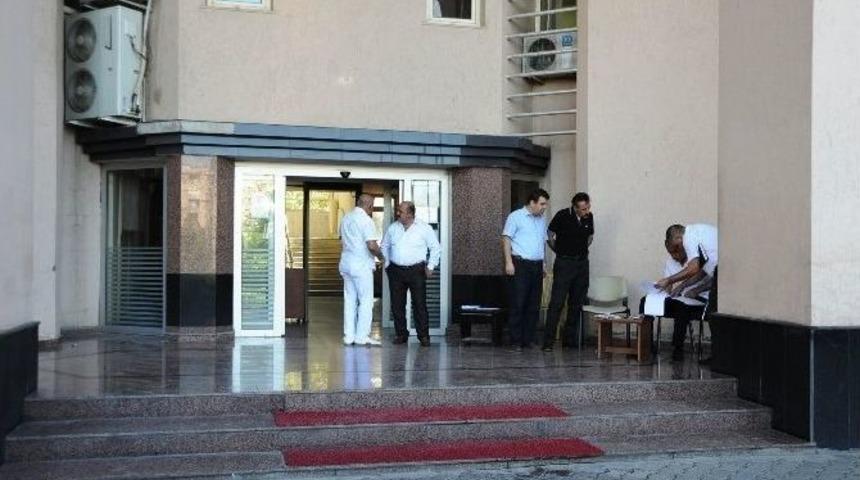 Irmak, Personeli Denetledi