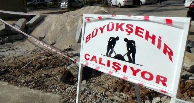 Büyükşehir Belediyesi’nden Otoparka Şafak Operasyonu