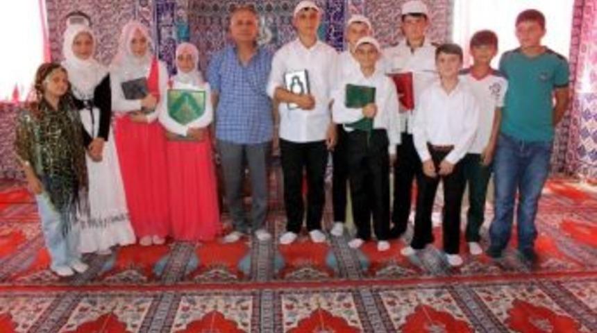 Manyas&rsquo;ta Yaz Kur&rsquo;an Kursları Sona Erdi