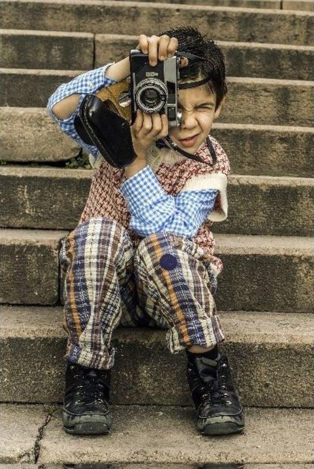 Çocuğunuzun İçindeki Fotoğrafçıyı Keşfedin